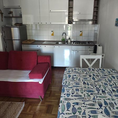 Apartman Vesna 2 Persons Njivice Esterno foto